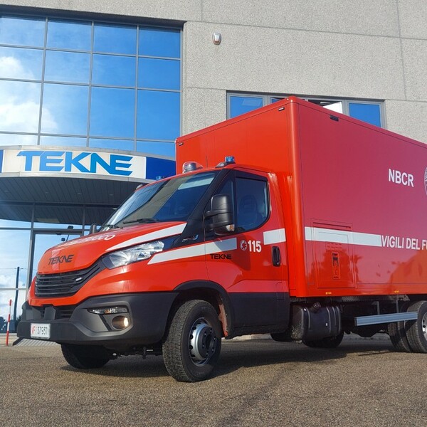 Il nuovo AUTOFURGONE per il NUCLEO NBCR dei VVF